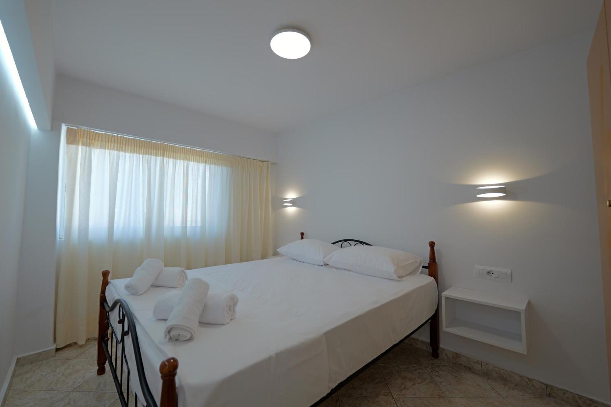 Livia'S Guesthouse Ksamil Eksteriør bilde